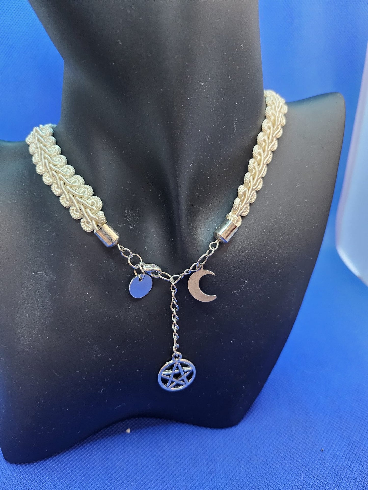 3 Moon Phase Cream Choker