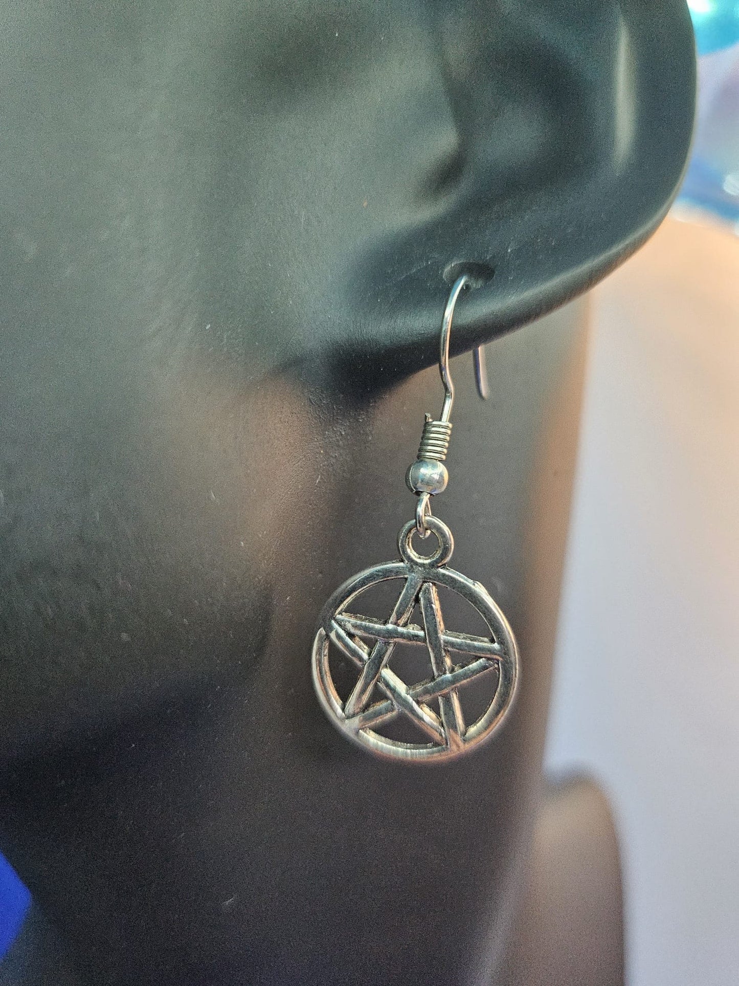 Pentagram Hooks