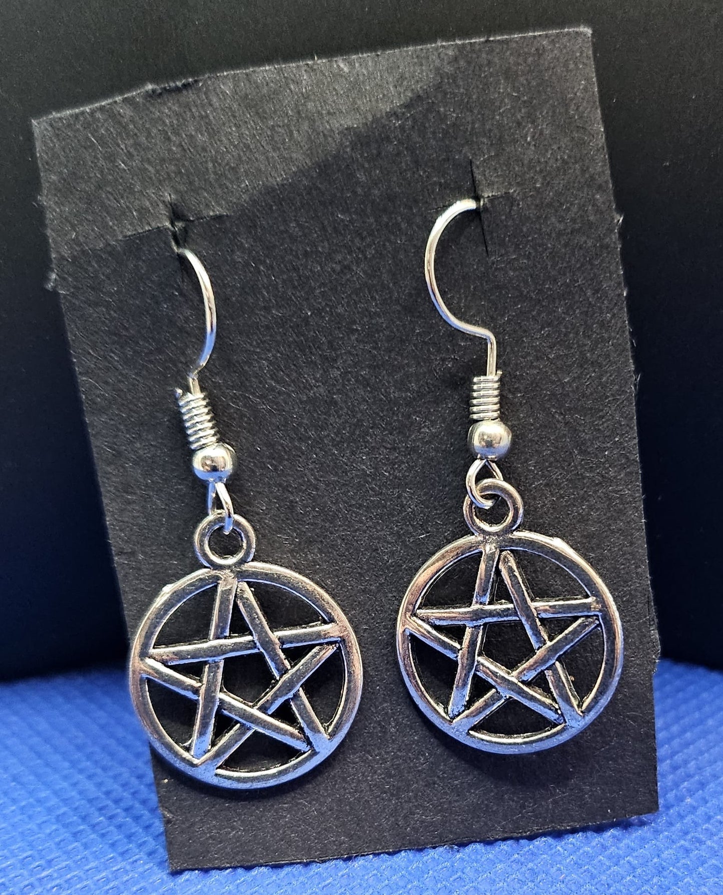 Pentagram Hooks